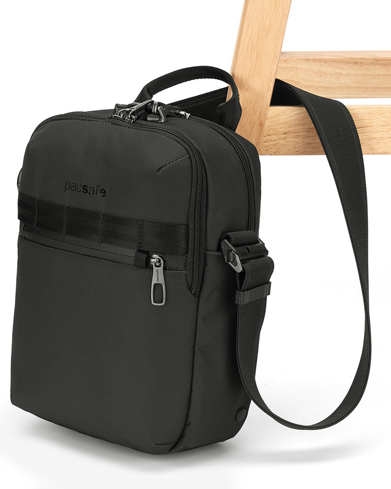 Pacsafe Metrosafe X Vertical