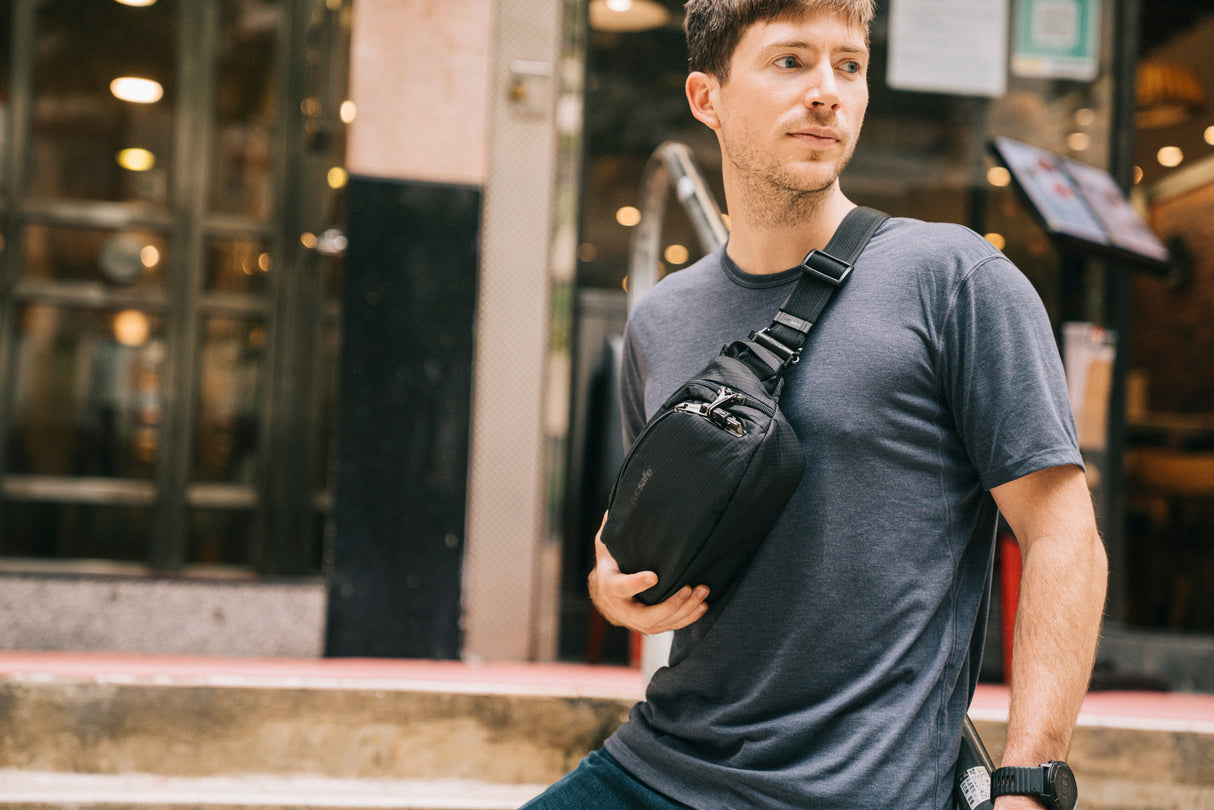 Pacsafe V Hip Pack