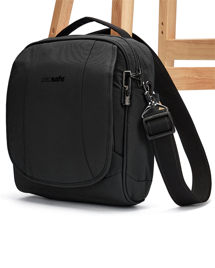 Pacsafe LS200 crossbody