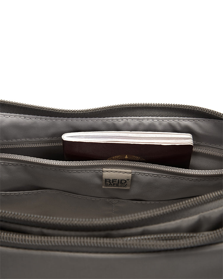 Pacsafe Cruise Carry All