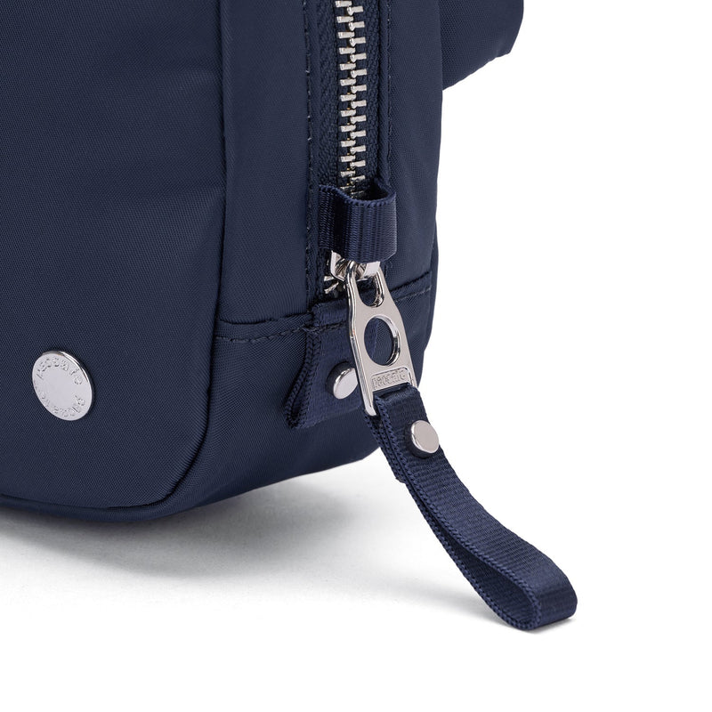 Pacsafe W Micro sling