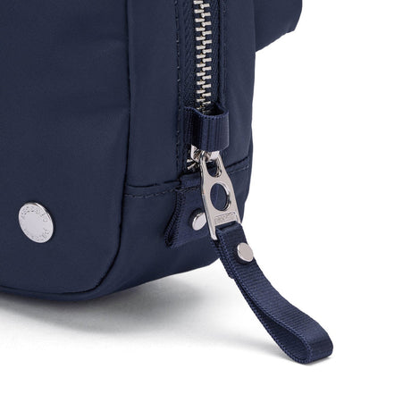 Pacsafe W Micro sling