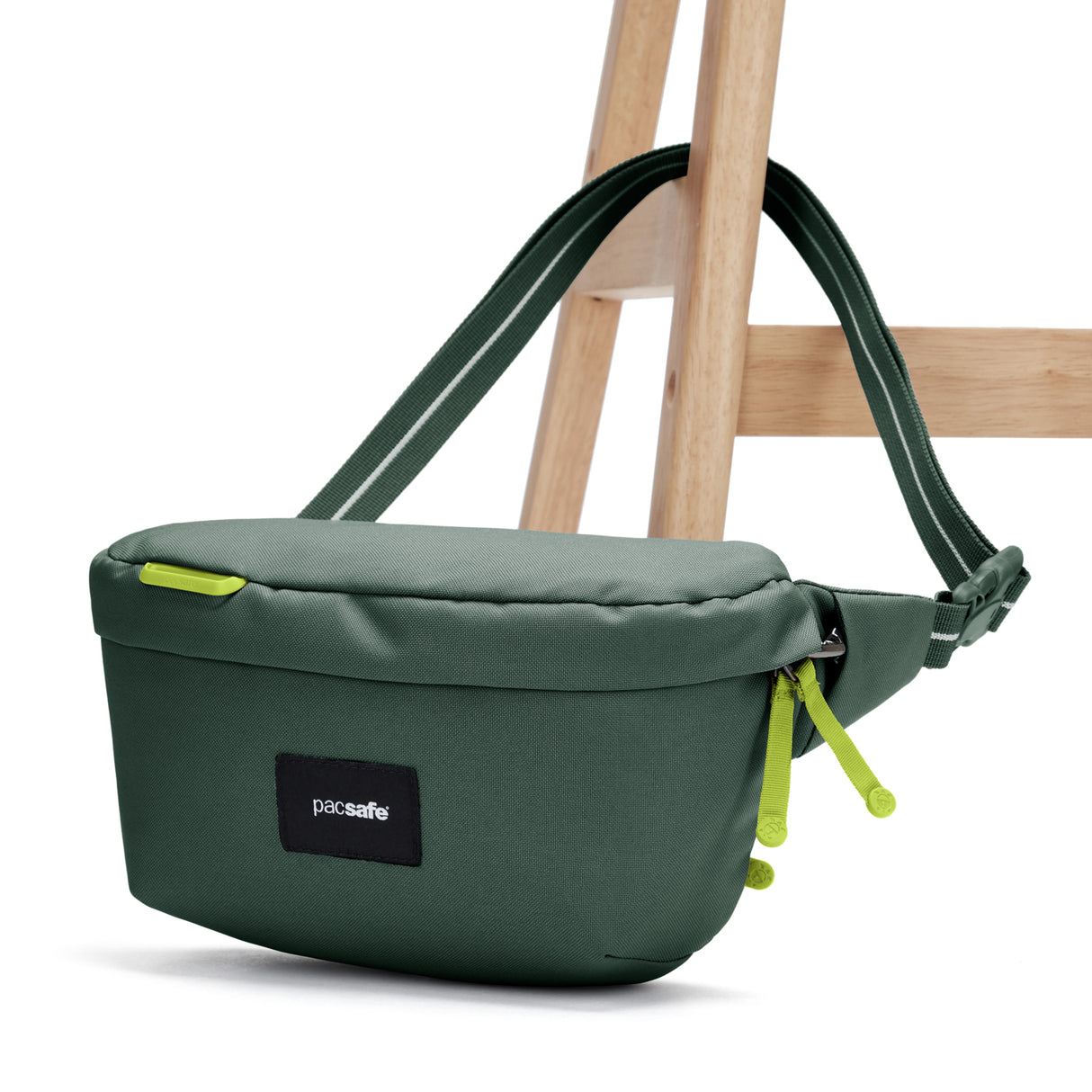 Pacsafe GO Sling Pack